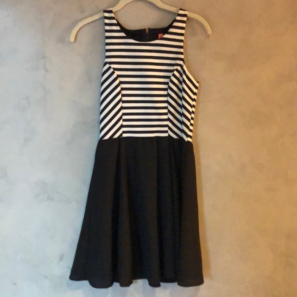 Black and white dress